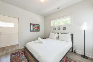 4BR Queen City Base Minutes to Stadium & NoDa - 5