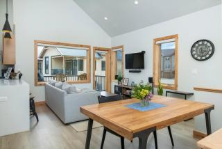 Switchback Haus - 7