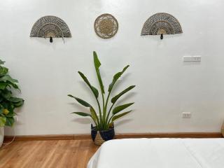 The Little Ha Noi 5 Bedrooms Large Yard Balcony - Hanoi - 6