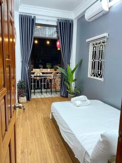The Little Ha Noi 5 Bedrooms Large Yard Balcony - Hanoi - 7