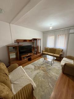 The Downtown Spot - Peja - 4