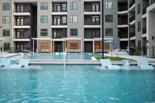 Casita Verde - near Q2 and Domain - Boats for Rent - 5