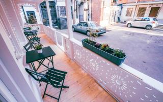 Backyard Tbilisi 2 Bedroom apartment - 7