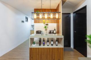 Luxurious & Elegant Vibe in Newport City Pasay - Manila - 5