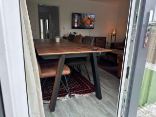 Spacious House - Hatch End - 3