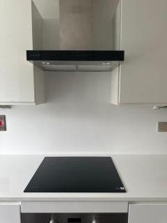 Spacious House - Hatch End - 1