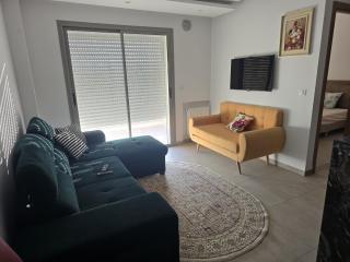 Amira Home - 1