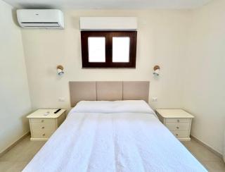 B&B Magusada - - 9