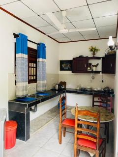 Sunshine Apartment - 3