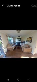 0ne bed house on private road - Lusk - 6