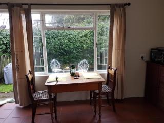 Jasmine Cottage - Cool cottage, hot location - 8