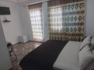 Sukuta nema guest house - - 6