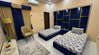 luxury 1bhk, 2bhk full Home in Bahria - 3