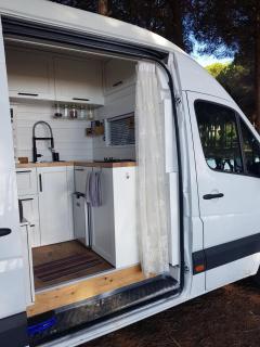 Cozy Campervan Albania - Tirana - 4