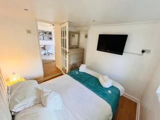 Hidden Gem Apartment - 5