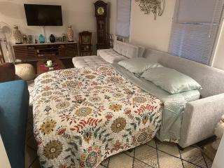 Catskills Getaway 3BR Retreat with Media Room, Near Casino, Bethel Woods and More - 4
