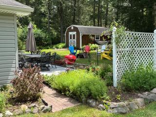 Catskills Getaway 3BR Retreat with Media Room, Near Casino, Bethel Woods and More - 7