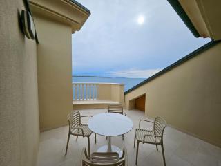 Luxury Beachfront Villa Bregeš - First row to the sea - Povljana - 7