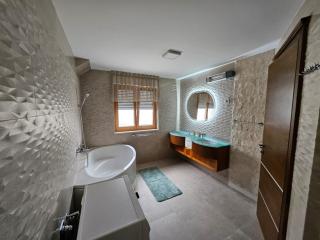 Luxury Beachfront Villa Bregeš - First row to the sea - Povljana - 6