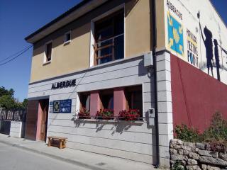 Hornillos Meeting Point (Pilgrim Hostel) - Hornillos del Camino - 2