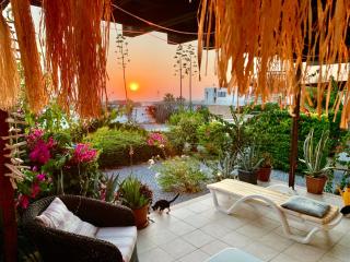 Boho Beach Apartment - - 2