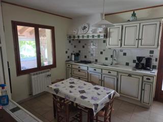 Villa avec piscine privée - 1