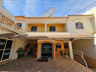 Lady Laura Hotel - - 0