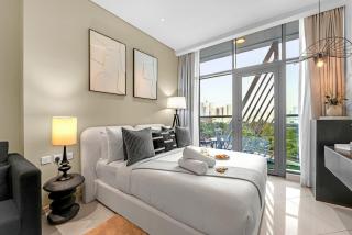 Luxury Palm Studio - Skyline Views - Rooftop Pool & Beach Access - 9