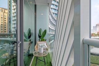 Luxury Palm Studio - Skyline Views - Rooftop Pool & Beach Access - 6