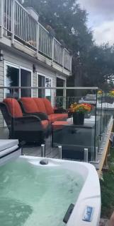 Stunning oceanfront home 3br3b1den - Mill Bay - 3