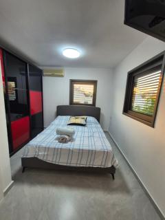 אירוח על הים - 1