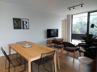 308 The Meadows Luxury Deluxe - George - 7
