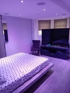 Bright Double Room w Private Bath Easy Access Free Breakfast - Forest Hill - 2