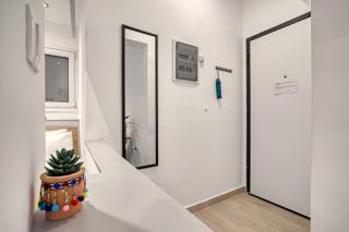 NANA - A lovely studio & patio, Varnava, Pagrati - 6