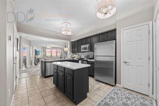 Legacy Tower Two 608 Deluxe - 5
