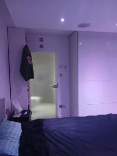 Bright Double Room w Private Bath Easy Access Free Breakfast - Forest Hill - 9