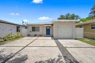 Modern 3 BR Villa Near Beach & FLL - 8