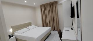 Hotel Margot - 9