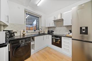 Moro Luxe Homes - 5