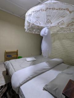 Room in Art Studio - Kigali - 4