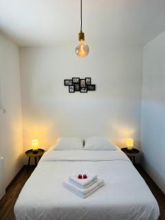 Comme A La Maison - 8