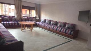 Chic 2BR Apartment with Beautiful Moroccan Salon - Marrakech - 9
