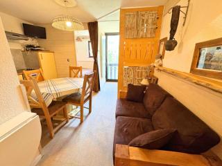 Résidence Ski Soleil - Magnifique studio déco style chalet au pied des pistes MAE-5704 - Les Menuires - 0