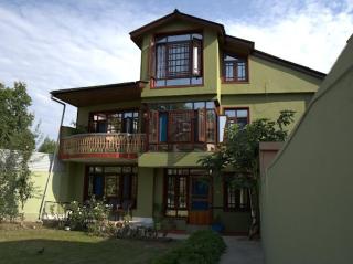 The Velvet Nest - Hodal - 2