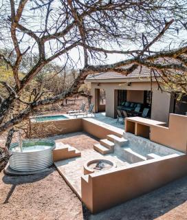 Dung Beetle Bush Villa - Marloth Park - 0