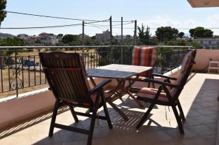 Chalou Stay - Comfort Near Athens Airport - 1