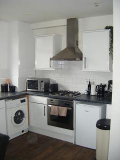 Cozy hotel-style city apartment with free parking - 1