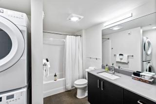 Open Loft in Redmond Core - 92 Walkscore! - 3