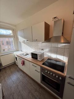 Zentrale Monteurswohnung mit Küche, WLAN & Vollausgestattet - Halle an der Saale - 3