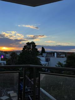 Nuevo! Depto céntrico con cochera a metros del Teatro Luxor - 1